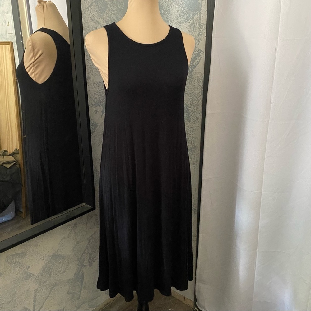 Old Navy Black Basic Flowy Sleeveless Dress size M - Picture 3 of 5